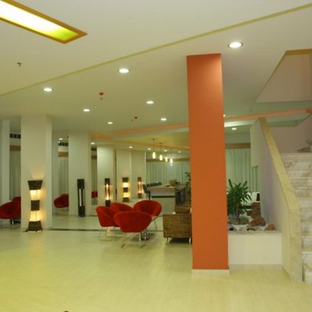 קולימביה Relax Hotel מראה חיצוני תמונה