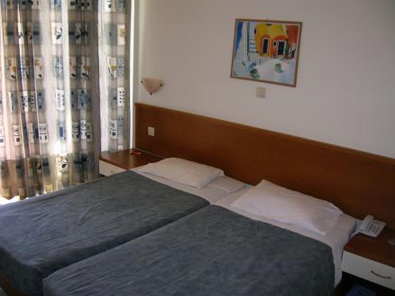 קולימביה Relax Hotel מראה חיצוני תמונה
