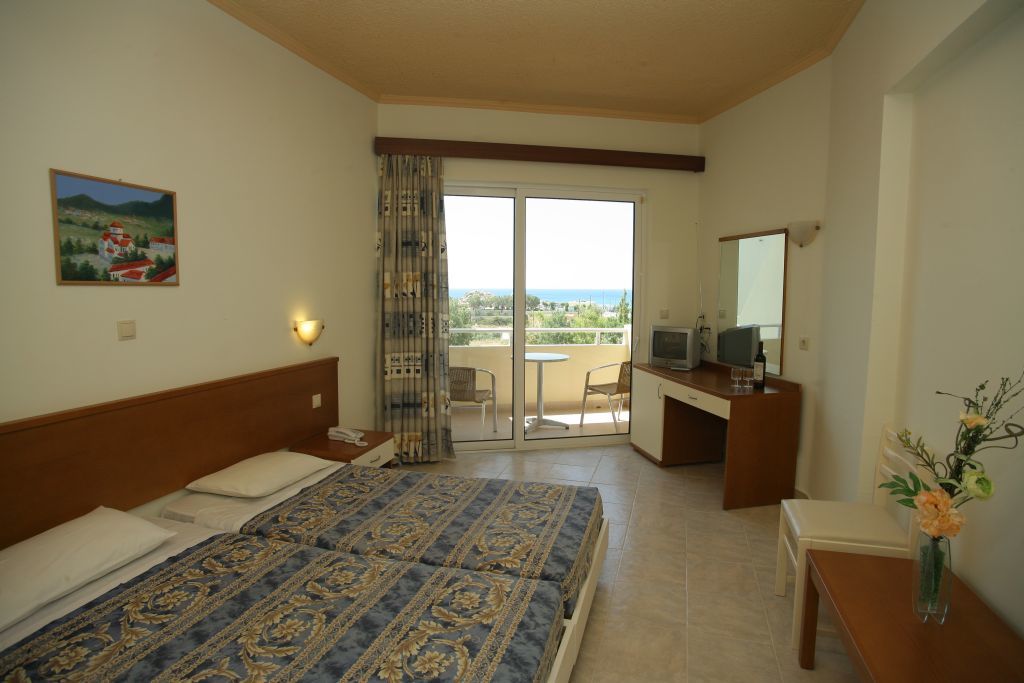קולימביה Relax Hotel מראה חיצוני תמונה
