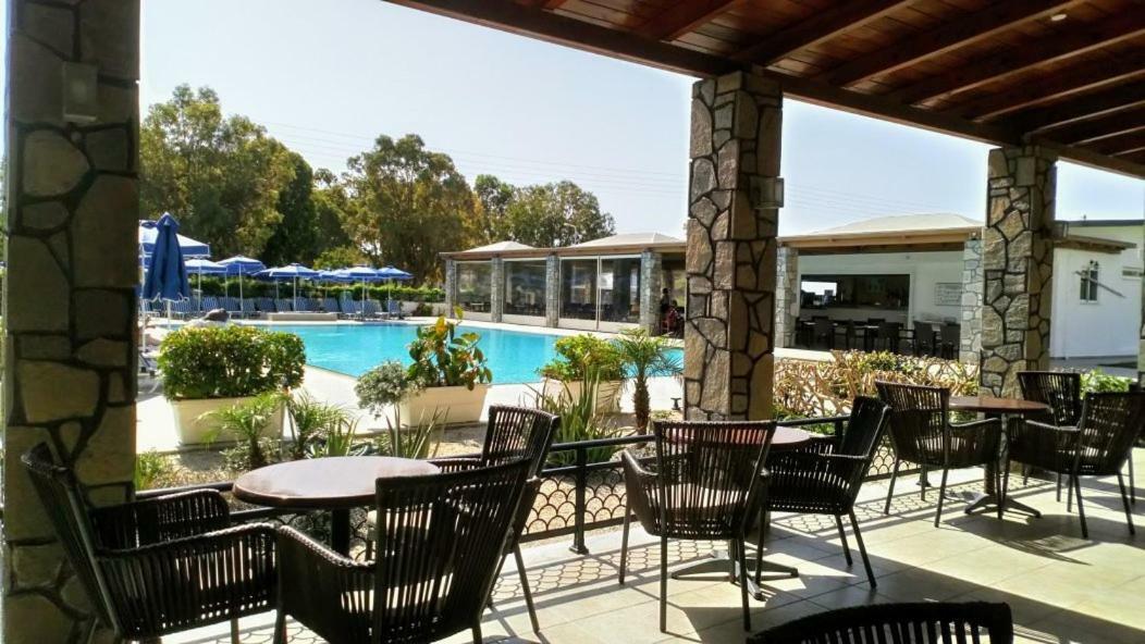 קולימביה Relax Hotel מראה חיצוני תמונה